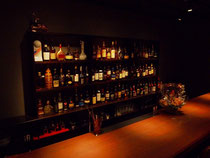 タモ集成材（積層材）の壁面の酒棚　2013/4/19 | 棚・収納・ラック