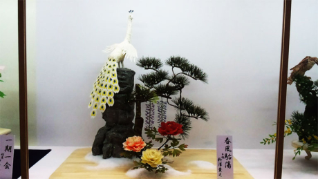 メルクシパイン集成材（積層材）の工芸菓子の展示台