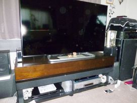 ゴム集成材（積層材）の底上げ用テレビ台　2016/1/27 | カウンター・天板