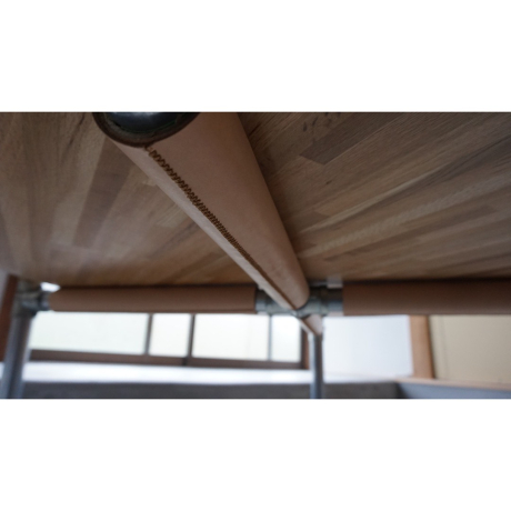 ナラ集成材の円形大型天板 裏面