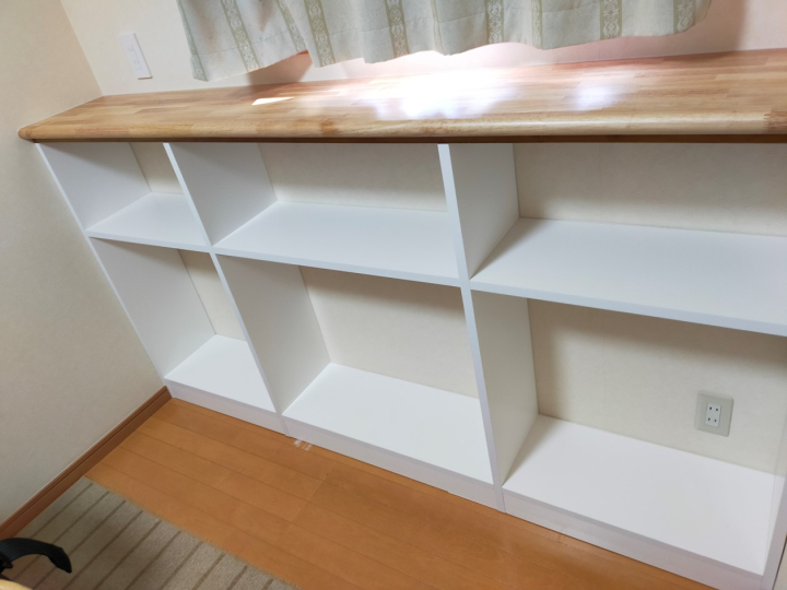 ゴム集成材（積層材）の棚の天板