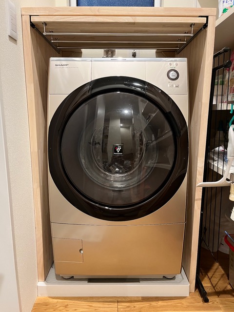 ゴム集成材の乾太くんを載せるための架台