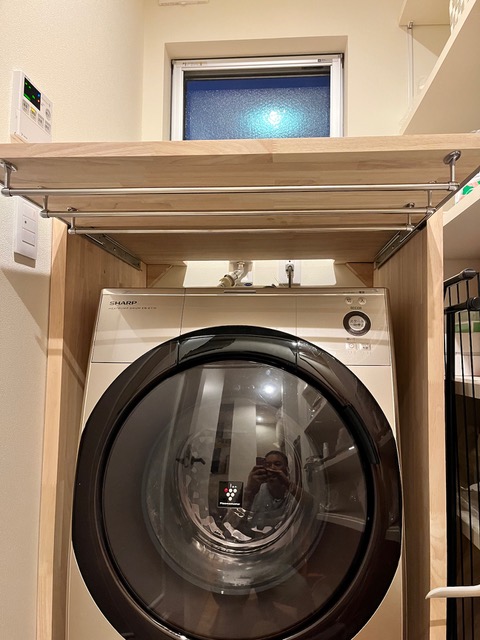 ゴム集成材の乾太くんを載せるための架台
